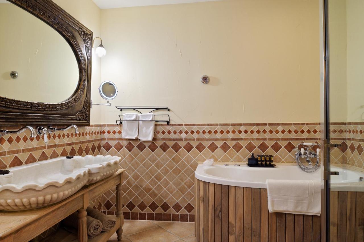 Hotel Demeure Loredana Saint-Florent  Eksteriør billede